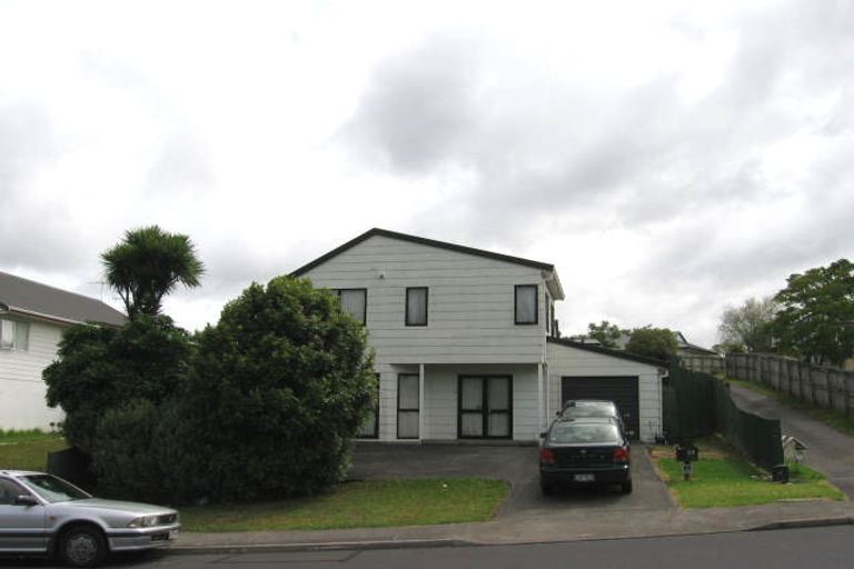Photo of property in 63 Barbados Drive, Unsworth Heights, Auckland, 0632