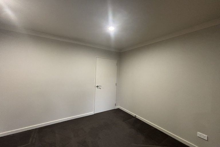 Photo of property in 7 Goldie Place, Rolleston, 7614