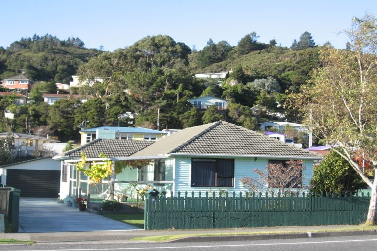 Photo of property in 57 Stokes Valley Road, Stokes Valley, Lower Hutt, 5019
