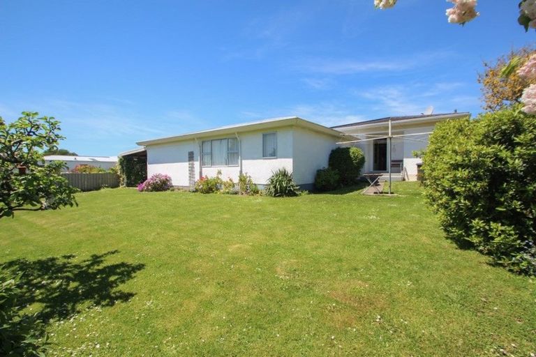 Photo of property in 70 Awamoa Road, Holmes Hill, Oamaru, 9401