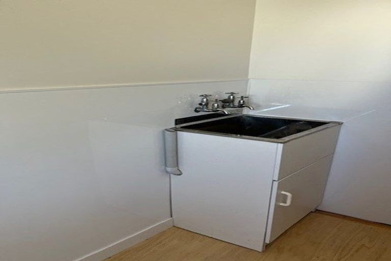 Photo of property in 121 Cook Street, West End, Palmerston North, 4410