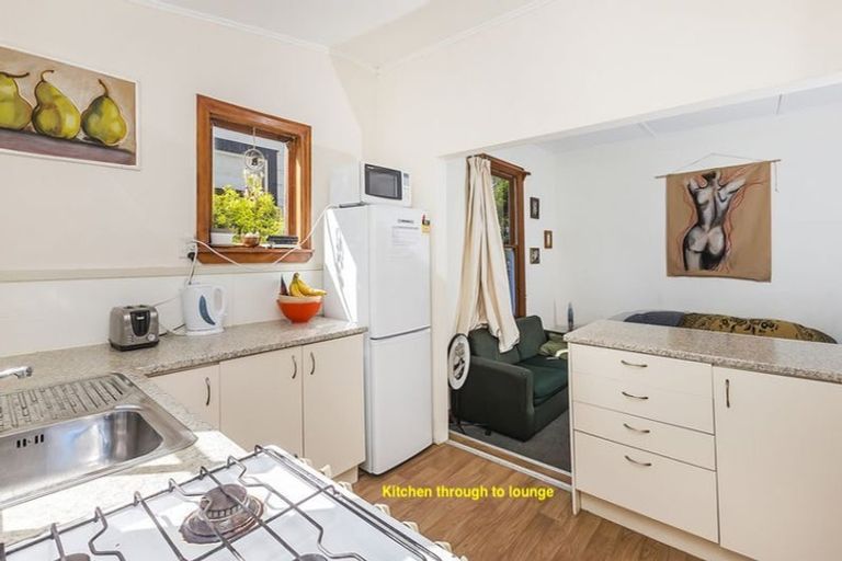 Photo of property in 124 Aro Street, Aro Valley, Wellington, 6021