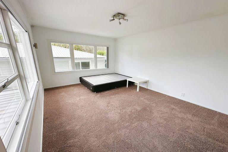 Photo of property in 194a Onewa Road, Birkenhead, Auckland, 0626