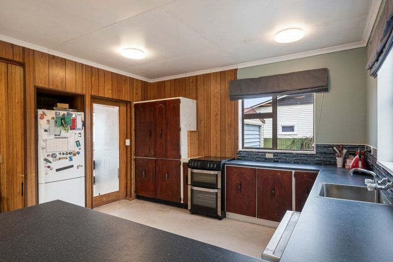 Photo of property in 24 Trafalgar Street, Levin, 5510