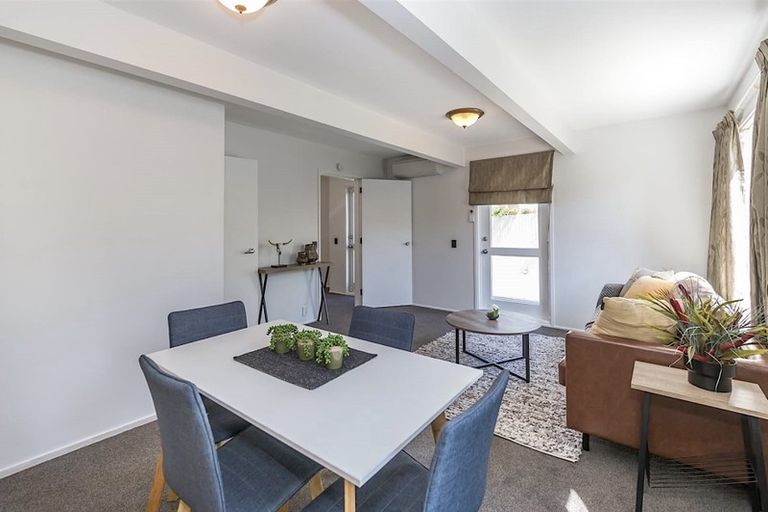 Photo of property in 74a Memorial Avenue, Ilam, Christchurch, 8053