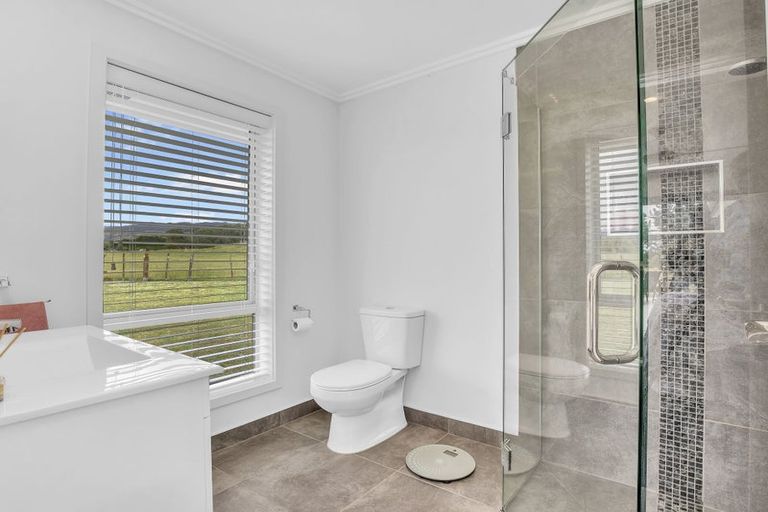 Photo of property in 335 Muhunoa Road East, Muhunoa East, Levin, 5570