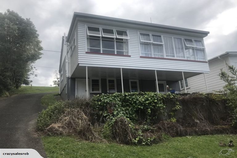 Photo of property in 1/18 Matipo Road, Mairangi Bay, Auckland, 0630