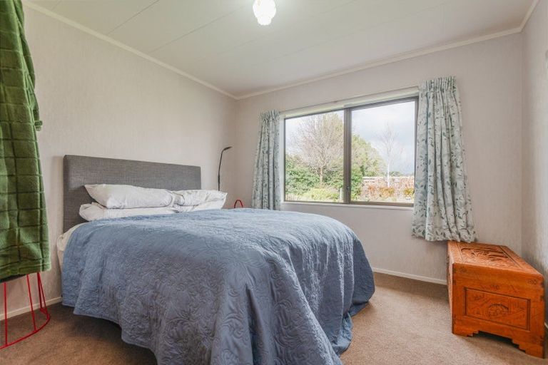 Photo of property in 10 Alfredton Road, Eketahuna, 4900