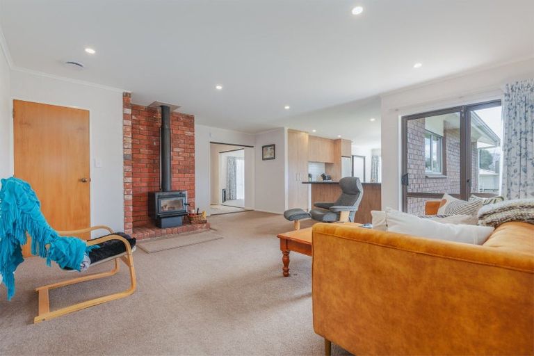 Photo of property in 10 Alfredton Road, Eketahuna, 4900