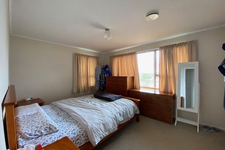 Photo of property in 17 Rotoma Rise, Clover Park, Auckland, 2019