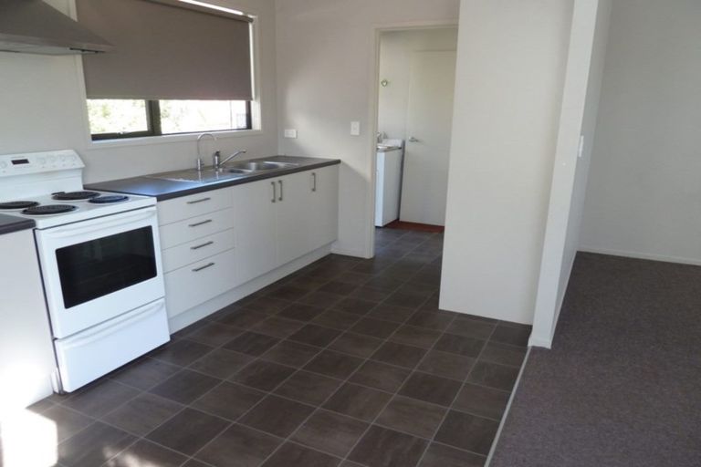Photo of property in 2/57 Redcrest Avenue, Red Hill, Papakura, 2110