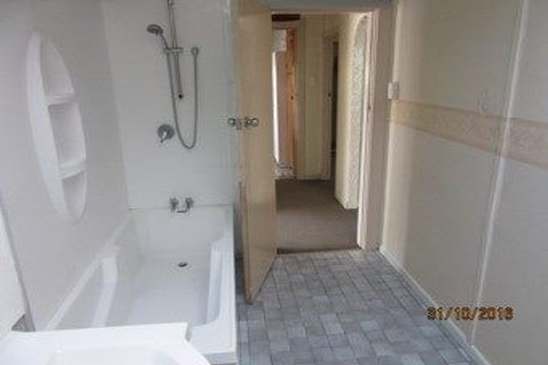 Photo of property in 75 Richmond Street, Petone, Lower Hutt, 5012