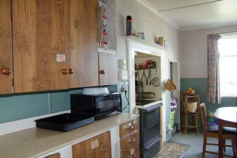 Photo of property in 42 Chaucer Street, Milton, 9220