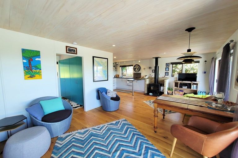 Photo of property in 6569 Pouto Road, Pouto, 0391