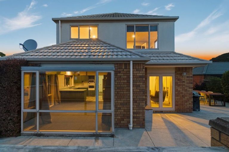 Photo of property in 2 Barossa Lane, Hoon Hay, Christchurch, 8025