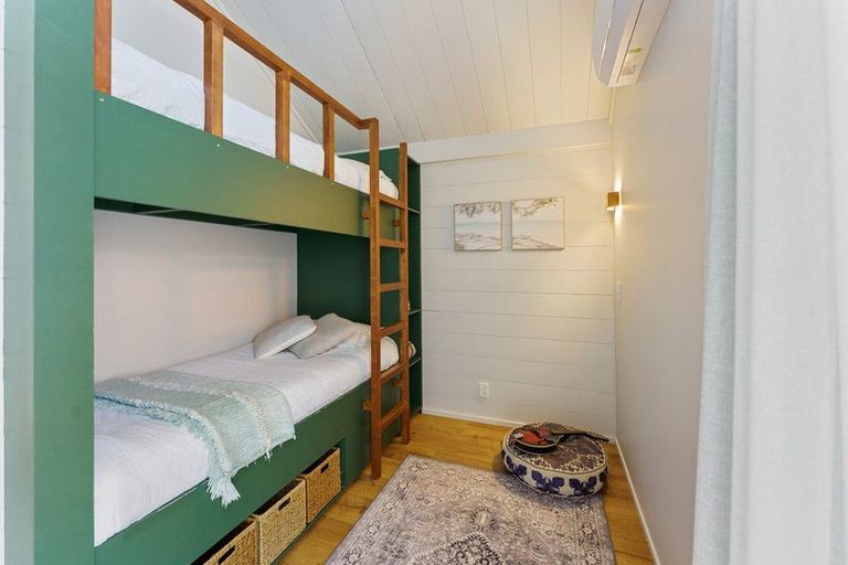 Photo of property in 175 Raumati Road, Raumati Beach, Paraparaumu, 5032