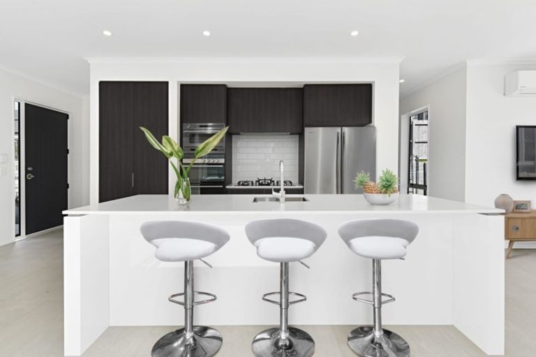 Photo of property in 14 Boyes Avenue, Whenuapai, Auckland, 0618