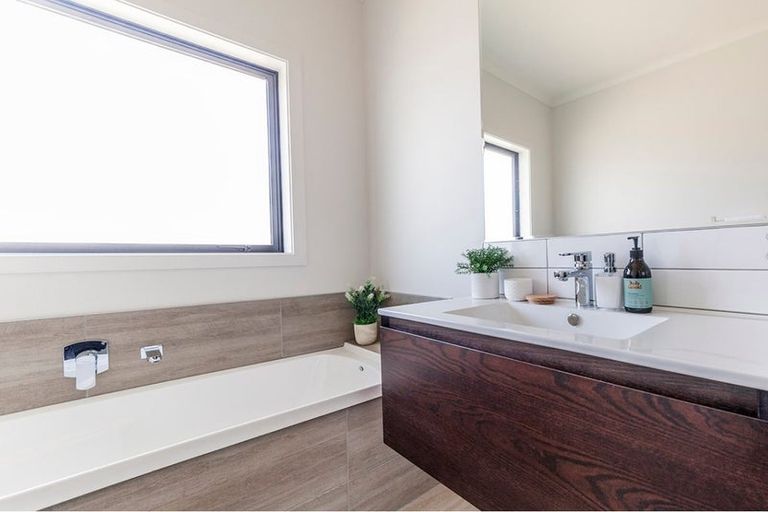 Photo of property in 32 Wairau Drive, Tikipunga, Whangarei, 0112