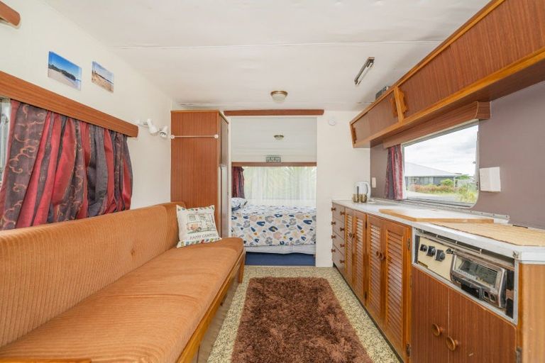 Photo of property in 27 Motukorure Parade, Cooks Beach, Whitianga, 3591