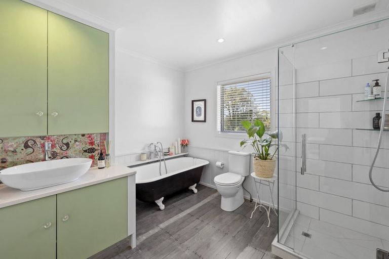 Photo of property in 822 Carrington Road, Hurworth, New Plymouth, 4371