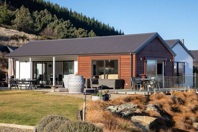 Photo of property in 26 Naylor Street, Clyde, 9330