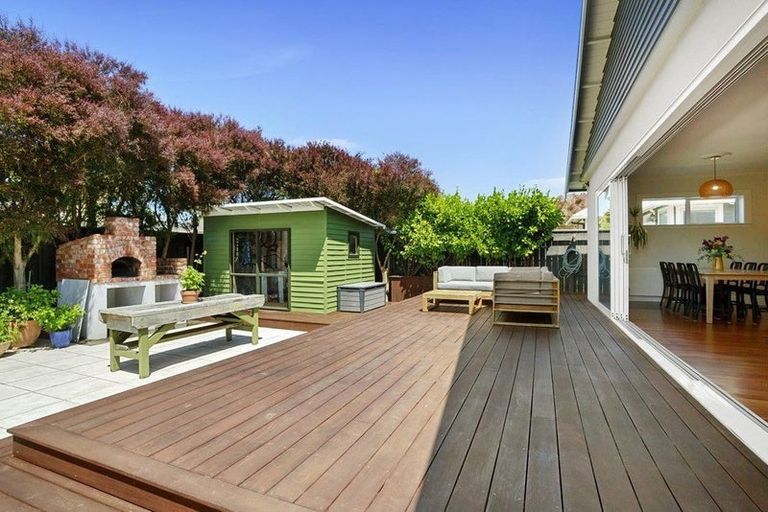 Photo of property in 50 William Street, Petone, Lower Hutt, 5012