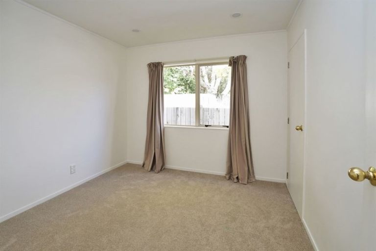 Photo of property in 5a Le Quesne Place, Fairfield, Hamilton, 3214