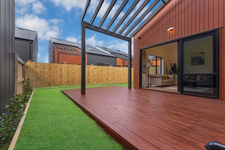 Photo of property in 11 Murray Grey Lane, Karaka, 2580