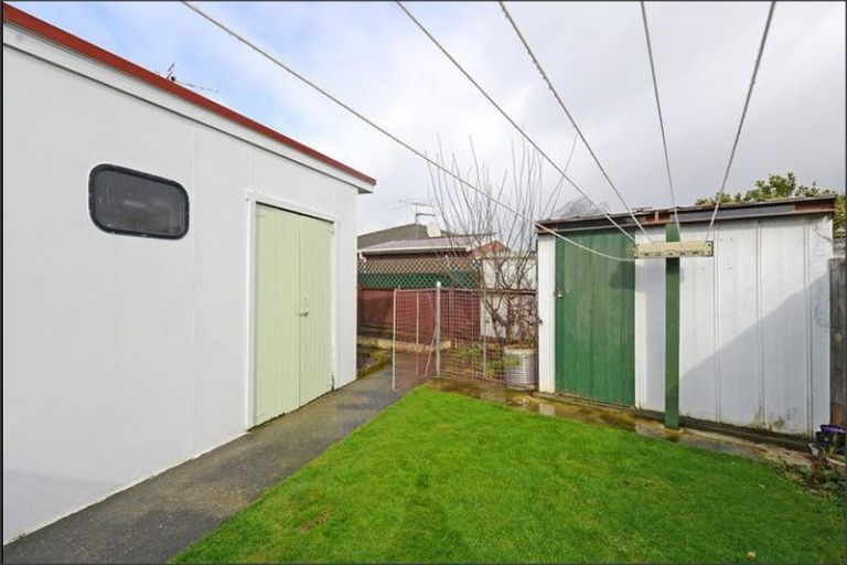 Photo of property in 1/4 Gower Street, Silverstream, Upper Hutt, 5019