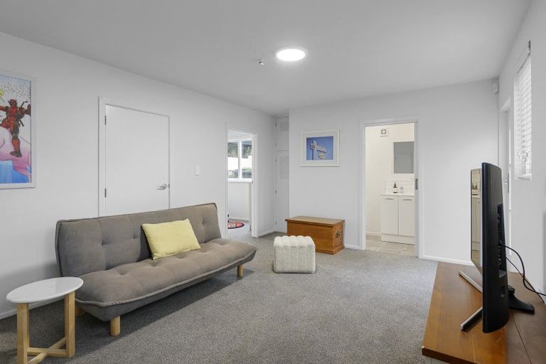 Photo of property in 212 Dyers Pass Road, Cashmere, Christchurch, 8022