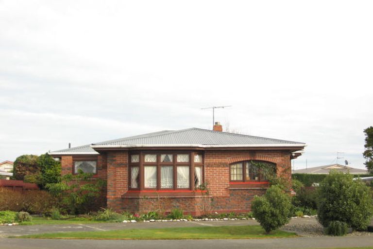 Photo of property in 191 Princes Street, Strathern, Invercargill, 9812