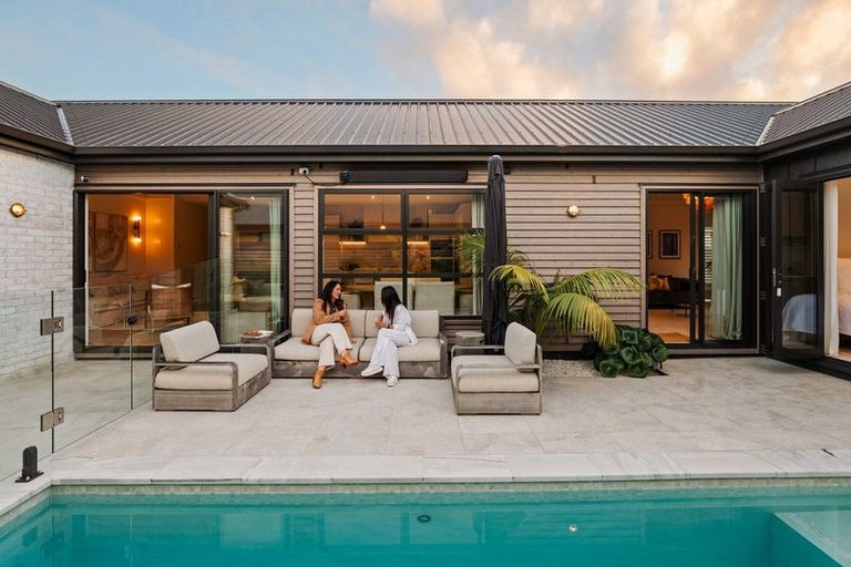 Photo of property in 11 Colpoma Close, Papamoa Beach, Papamoa, 3118