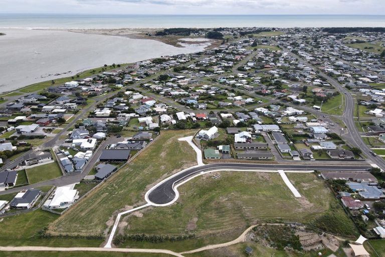 Photo of property in 56 Seabury Avenue, Foxton Beach, Foxton, 4815