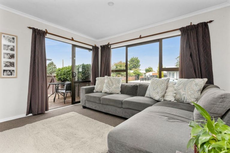 Photo of property in 7 Duckworth Crescent, Greenmeadows, Napier, 4112