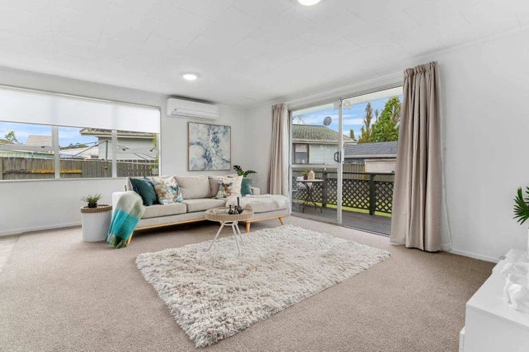 Photo of property in 1/164 Universal Drive, Henderson, Auckland, 0610