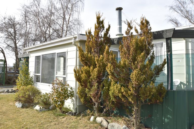 Photo of property in 20 Mackenzie Drive, Twizel, 7901