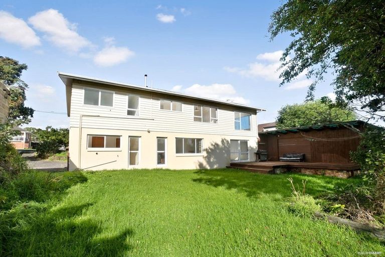 Photo of property in 3 Corrella Road, Belmont, Auckland, 0622