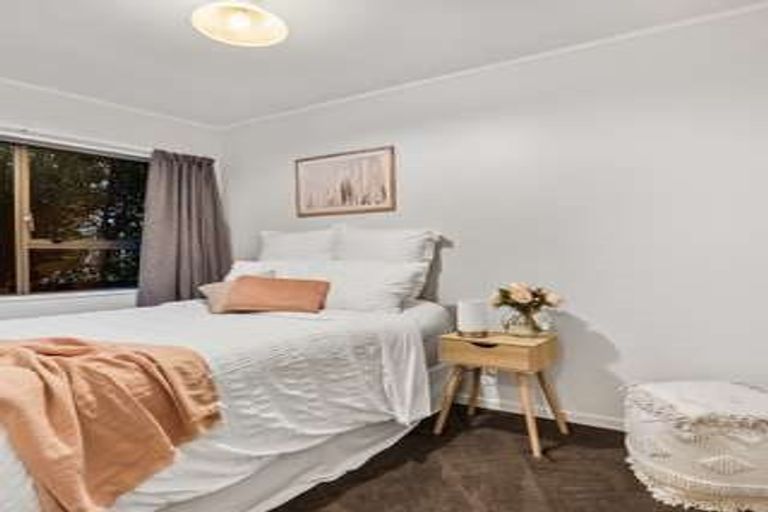 Photo of property in 2/31 Bowater Place, Manurewa, Auckland, 2102