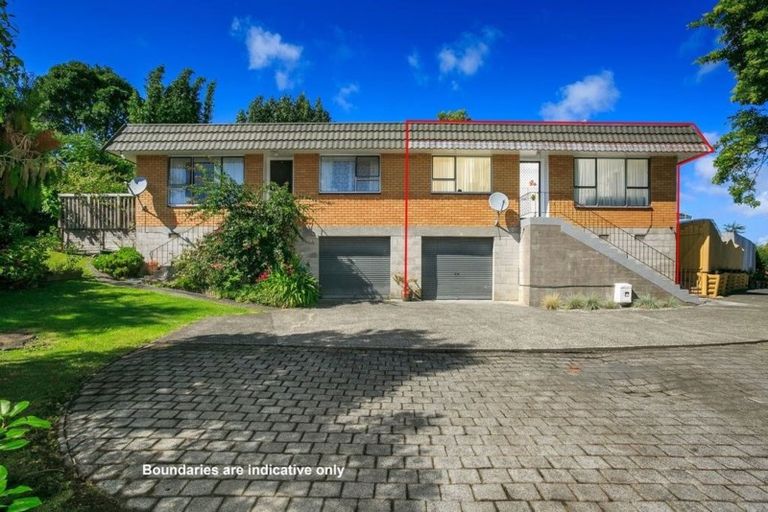 Photo of property in 1/9 Lancelot Place, Glenfield, Auckland, 0629