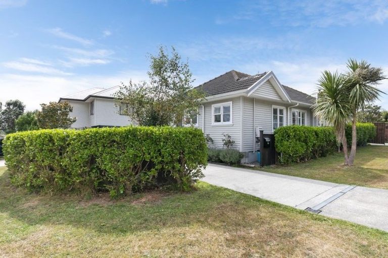 Photo of property in 22 Atua Street, Johnsonville, Wellington, 6037