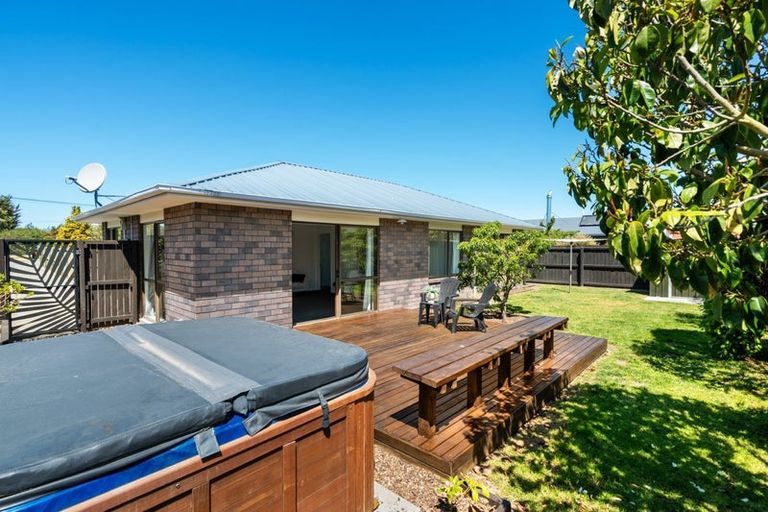 Photo of property in 1/111 Gilberthorpes Road, Hei Hei, Christchurch, 8042