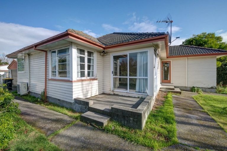 Photo of property in 55 Kirkwood Avenue, Upper Riccarton, Christchurch, 8041