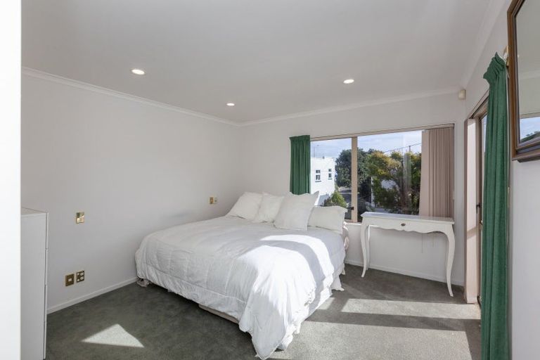 Photo of property in 118a Seaview Road, Paraparaumu Beach, Paraparaumu, 5032