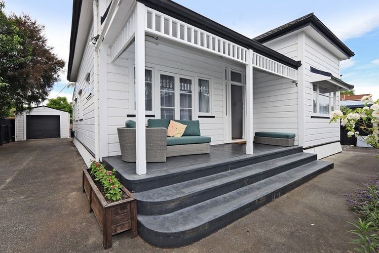 Photo of property in 4 Lamason Street, Greenmeadows, Napier, 4112