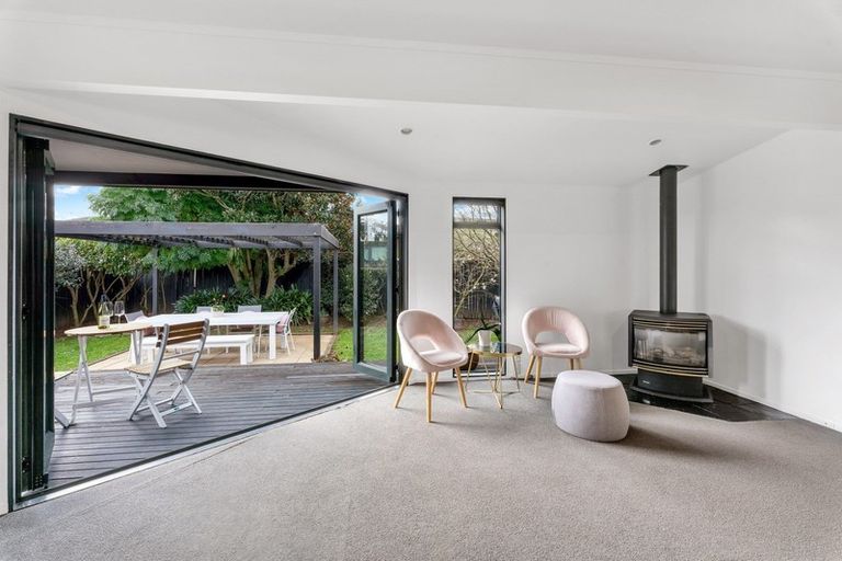 Photo of property in 287 Bucklands Beach Road, Bucklands Beach, Auckland, 2012