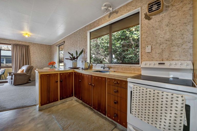 Photo of property in 1/12 Atiawa Street, Glen Avon, New Plymouth, 4312