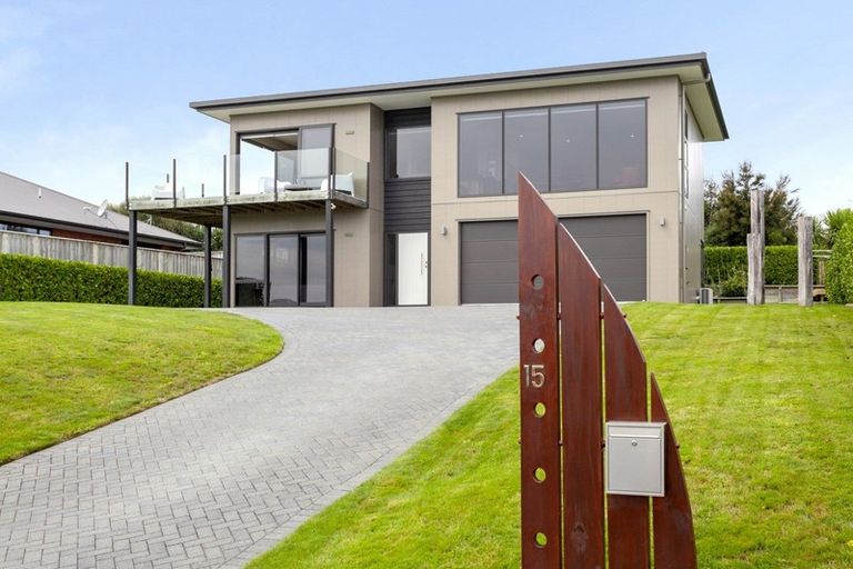 Photo of property in 15 Moa Lane, Richmond Heights, Taupo, 3330