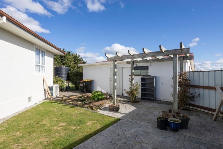 Photo of property in 72 Barraud Street, Dannevirke, 4930
