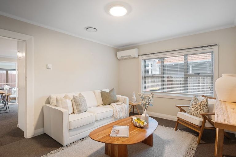 Photo of property in 17 Ensors Road, Opawa, Christchurch, 8023