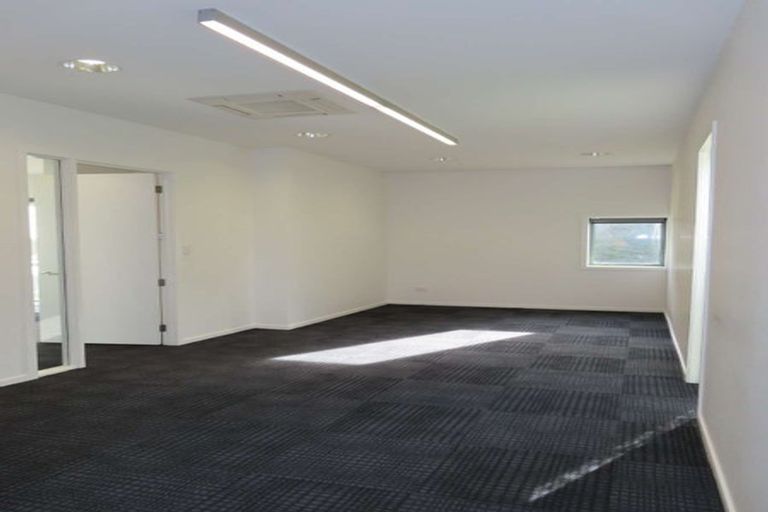 Photo of property in 184 Johns Road, Northwood, Christchurch, 8051